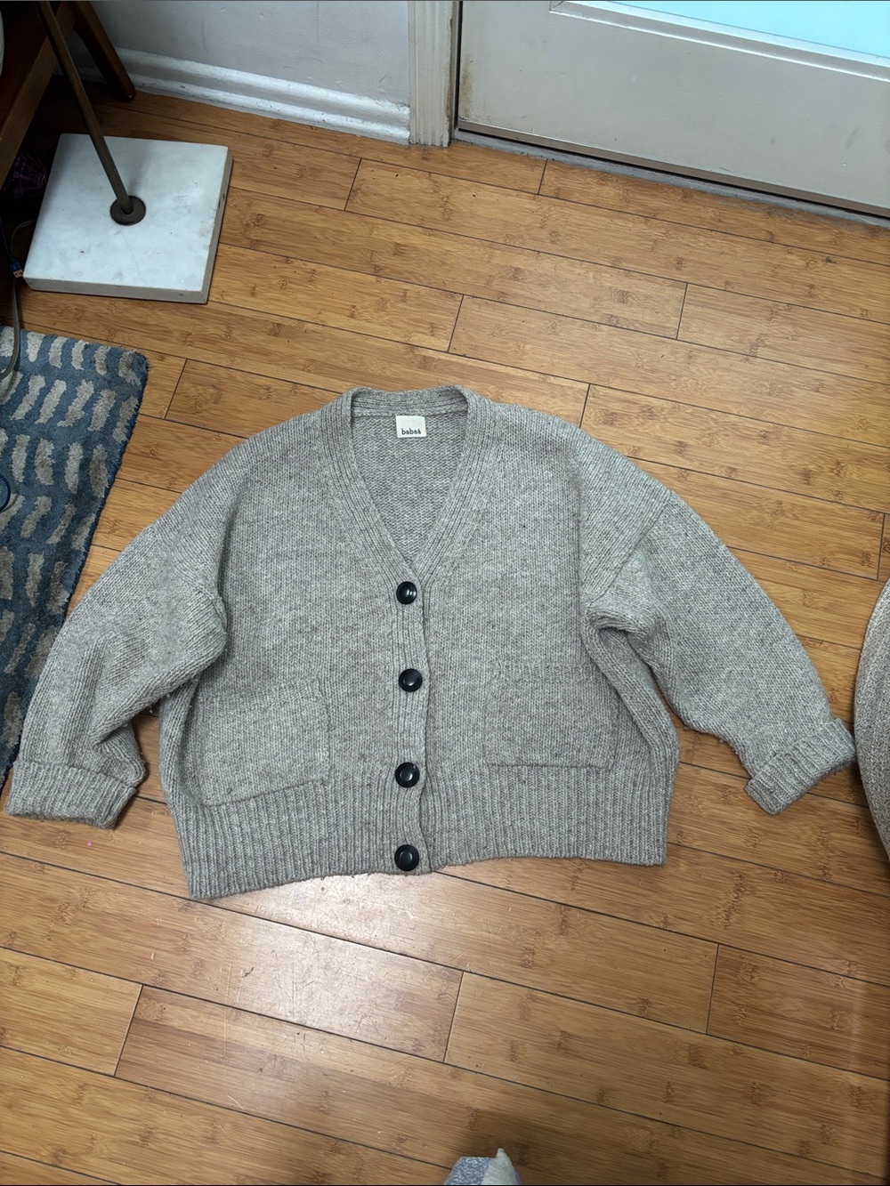 Babaa Neutral Gray Chunky V-Neck Button Front Cardigan